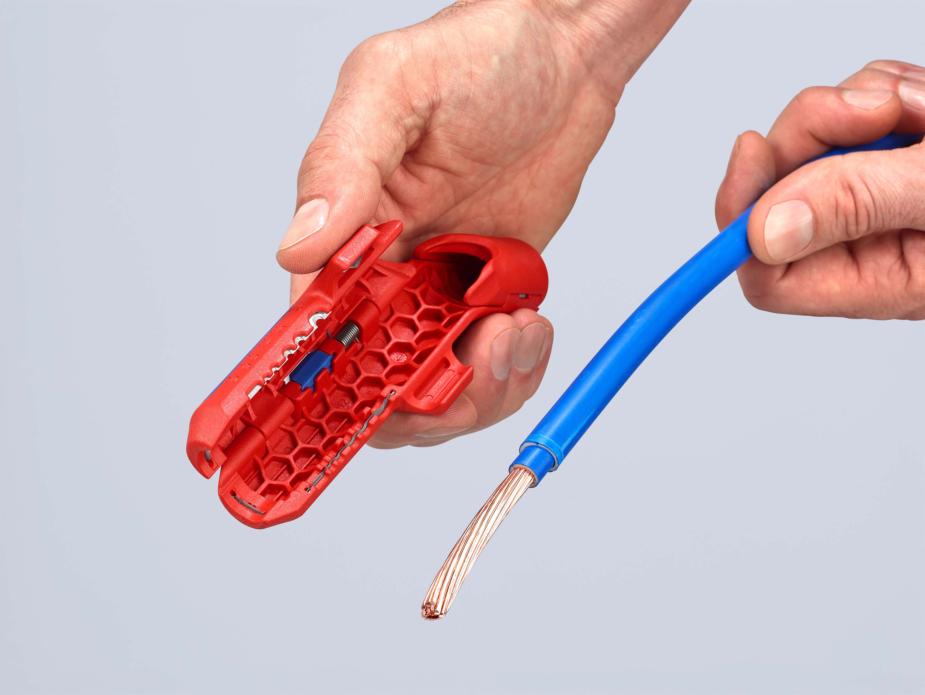 KNIPEX ErgoStrip®, Universal-Abmantelungswerkzeug