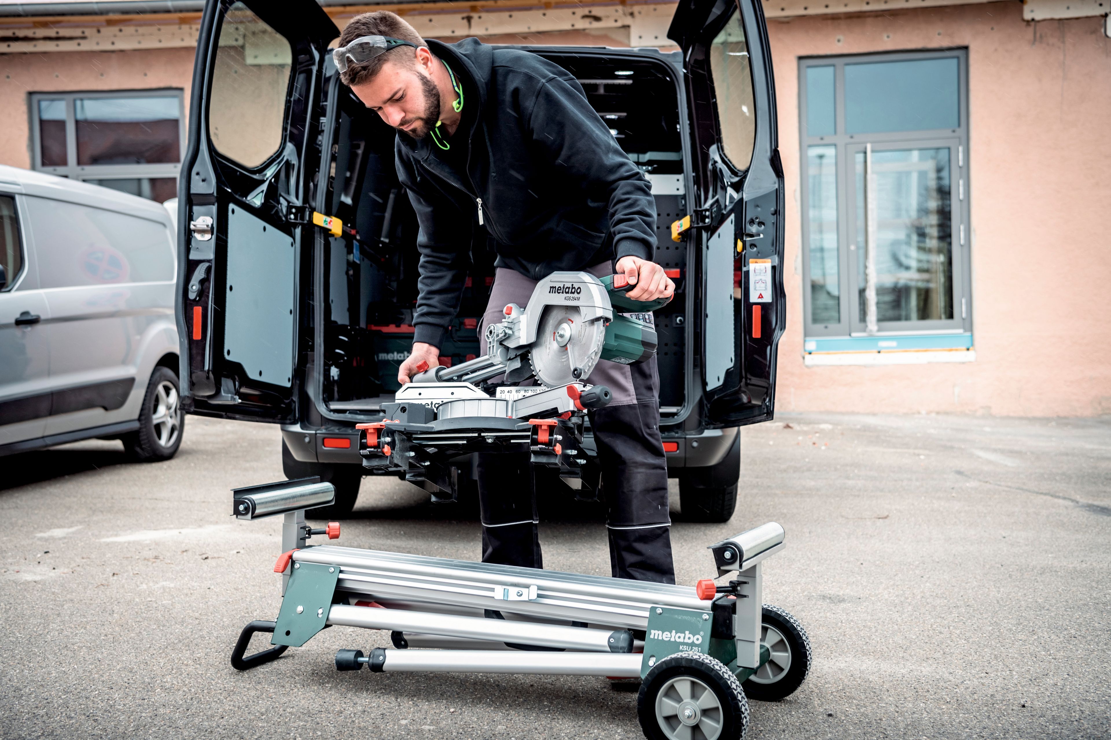 METABO KGS 254 M  Kappsäge