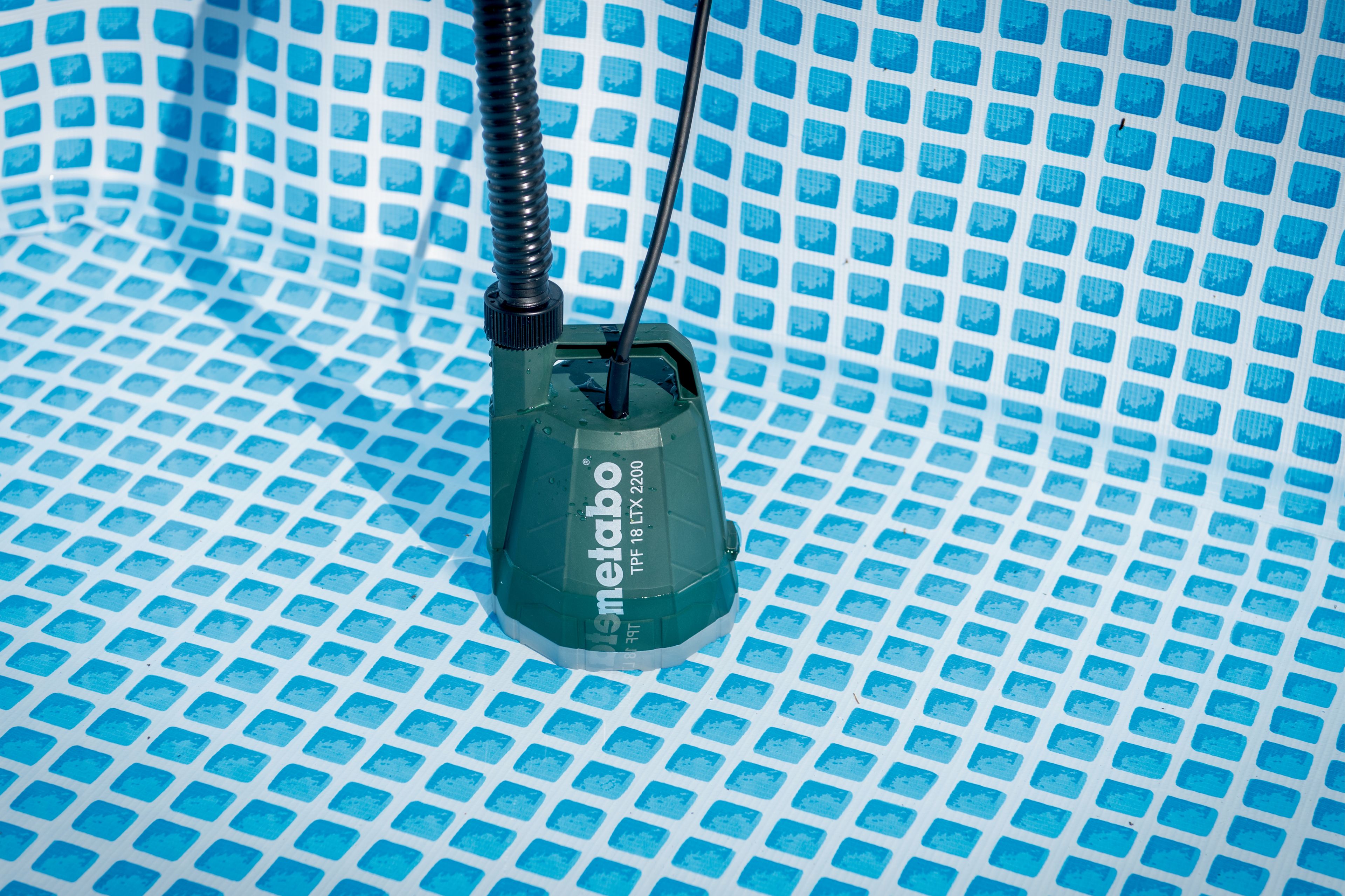 METABO TPF 18 LTX 2200 Tauch- und Regenfasspumpe
