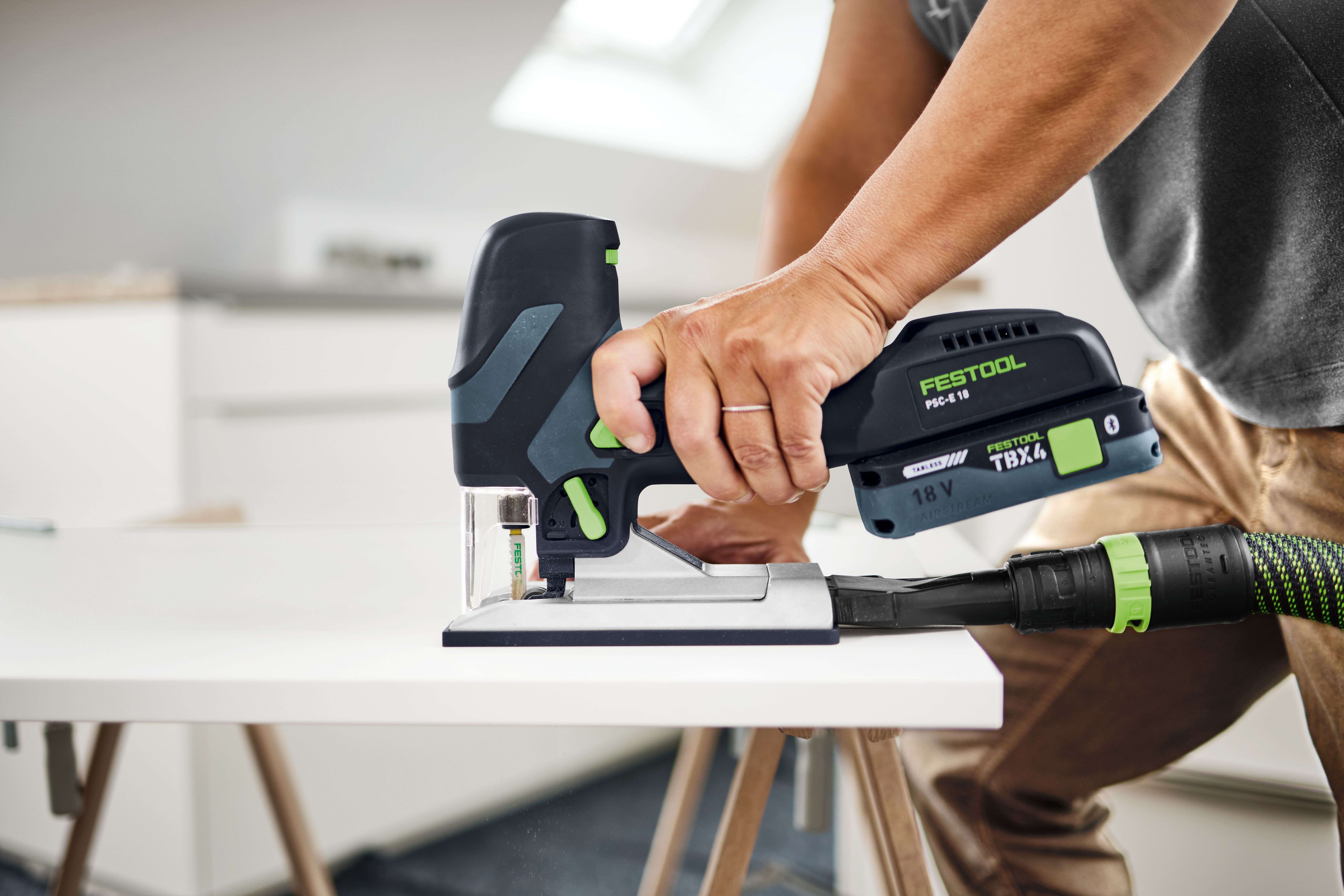 FESTOOL Akku-Pendelstichsäge PSC-E 18 EB-Basic