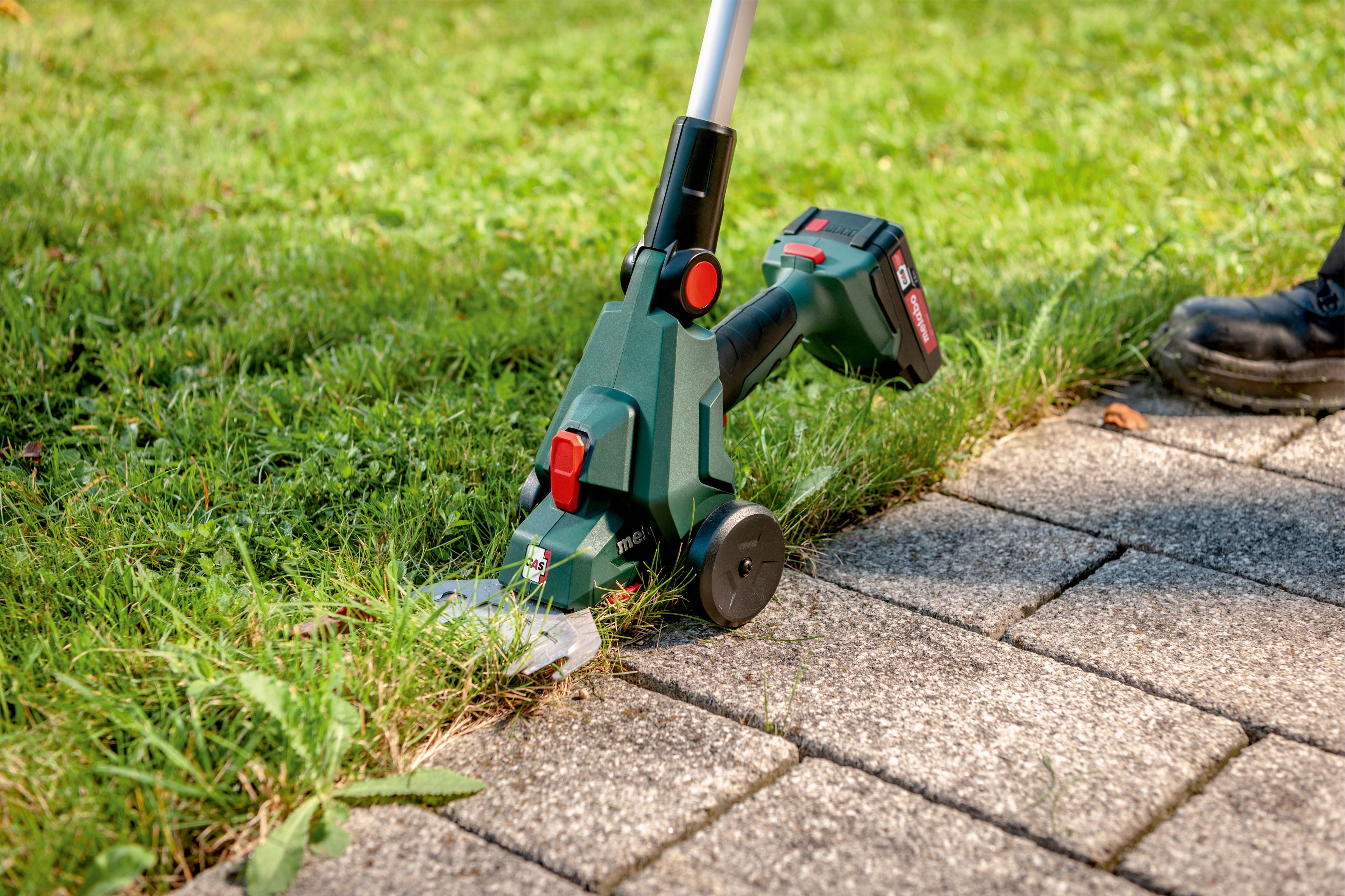 METABO SGS 18 LTX Q Akku-Strauch- und Grasschere
