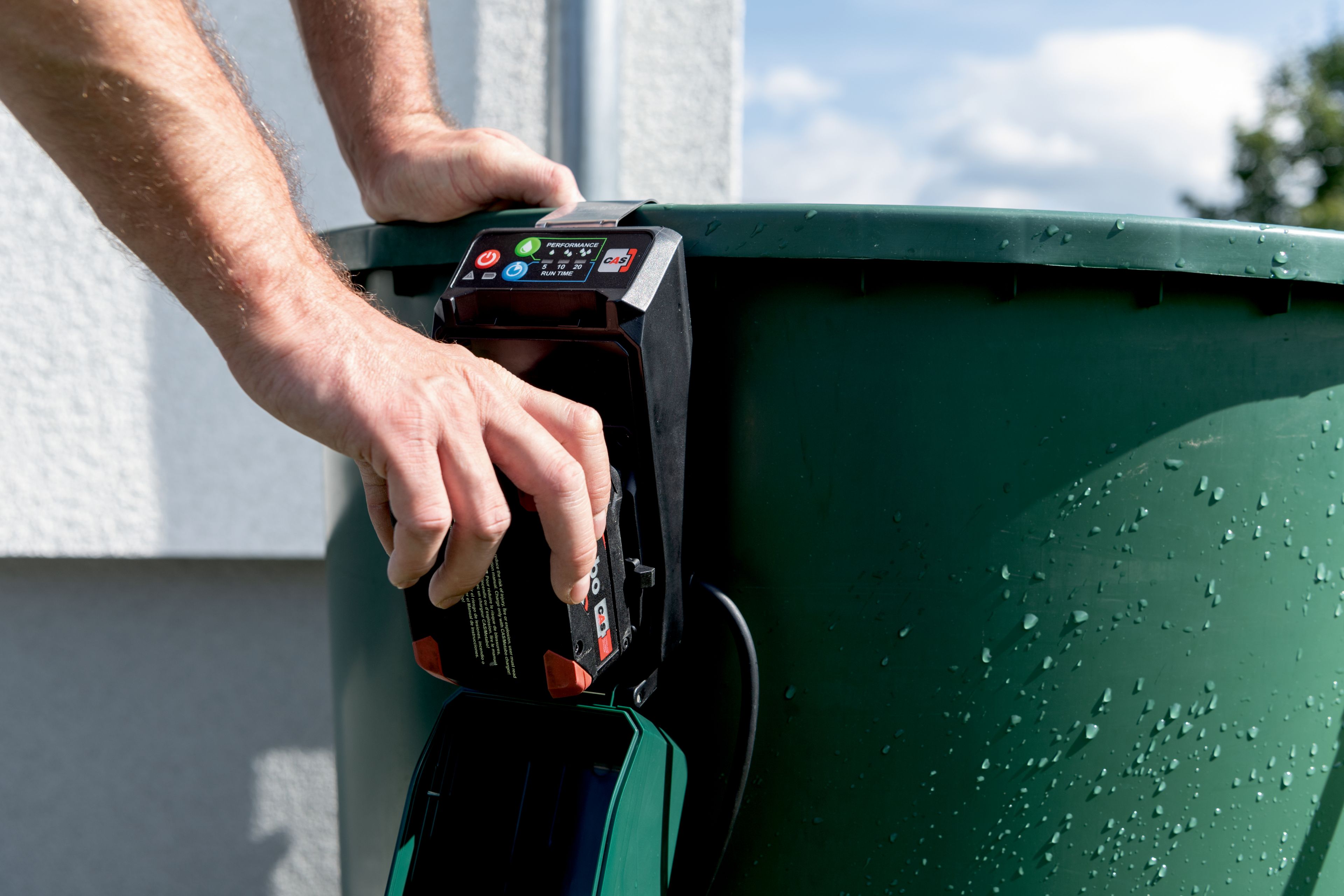 METABO TPF 18 LTX 2200 Tauch- und Regenfasspumpe
